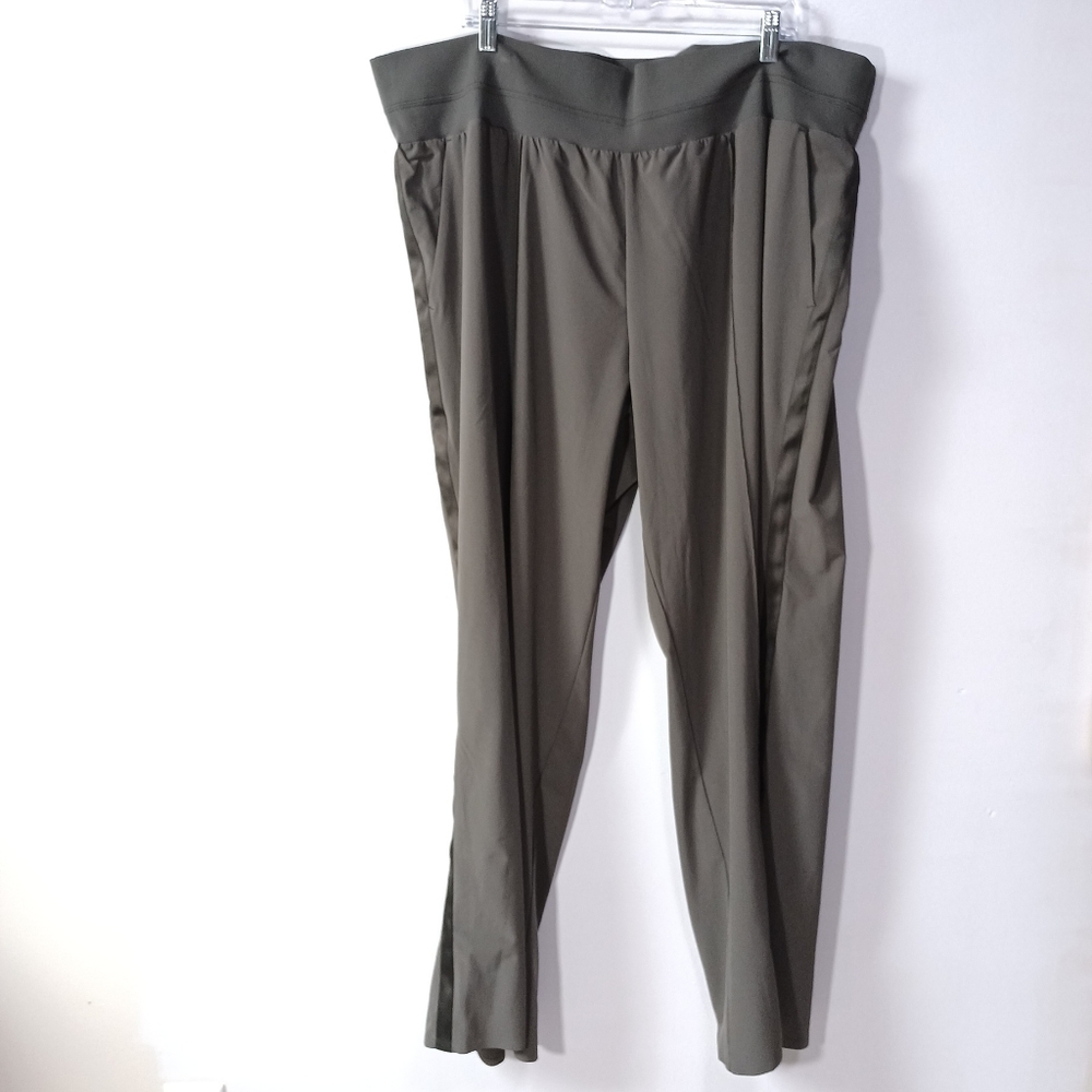 Athleta Nolita Wide Leg in khaki Green plus Size 24
